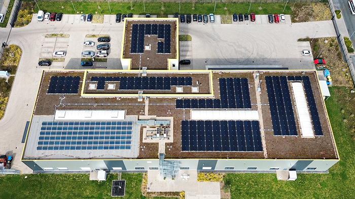 Photovoltaikanlagen auf dem Dach von NetterVibration in Mainz-Kastel